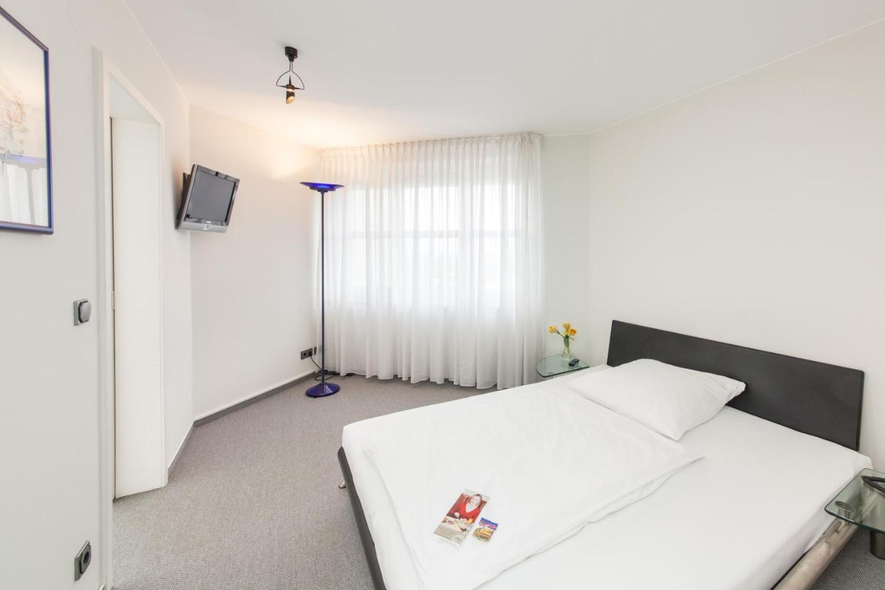 Hotel Strijewski - Apartments Wolfsburg Zewnętrze zdjęcie